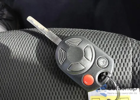 2014 Ford Focus Se from USA, damaged, VIN 1FADP3K24EL274388